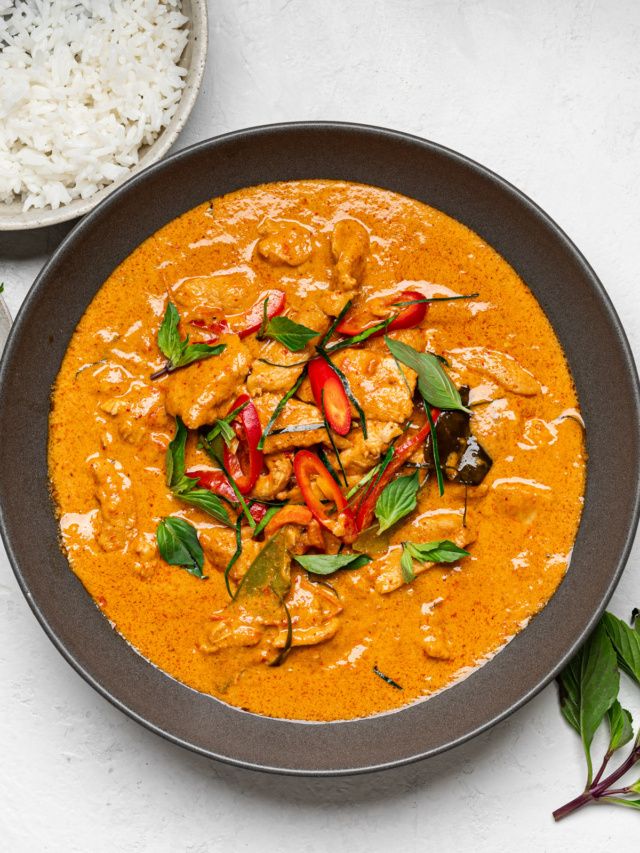 Gaeng Daeng (Red Curry)