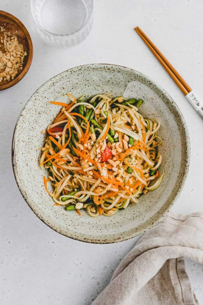 Som Tum (Papaya Salad)